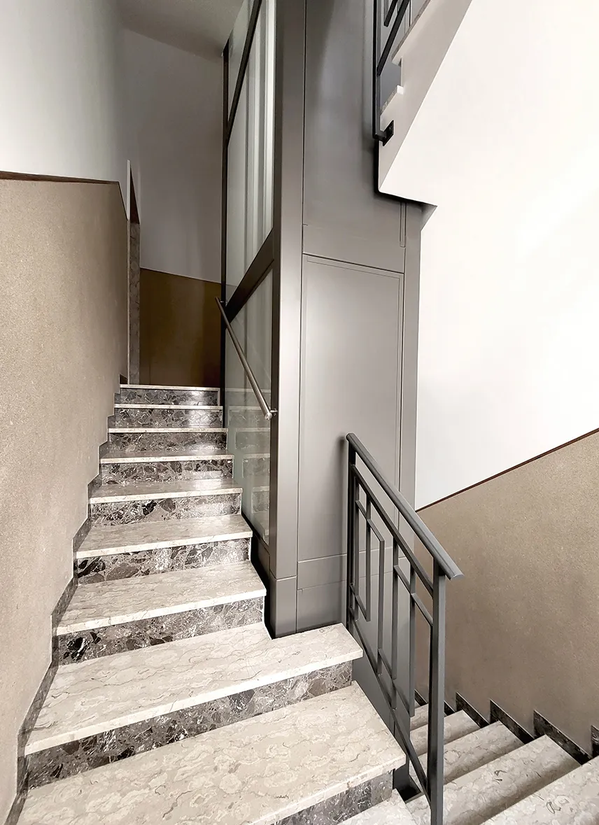 ascensore-taglio-scale-condominio