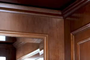 ADHARA-CABINA ASCENSORE IN LEGNO-dettaglio cornici