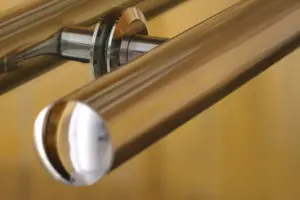 DORADO-CABINA ASCENSORE ORO-corrimano