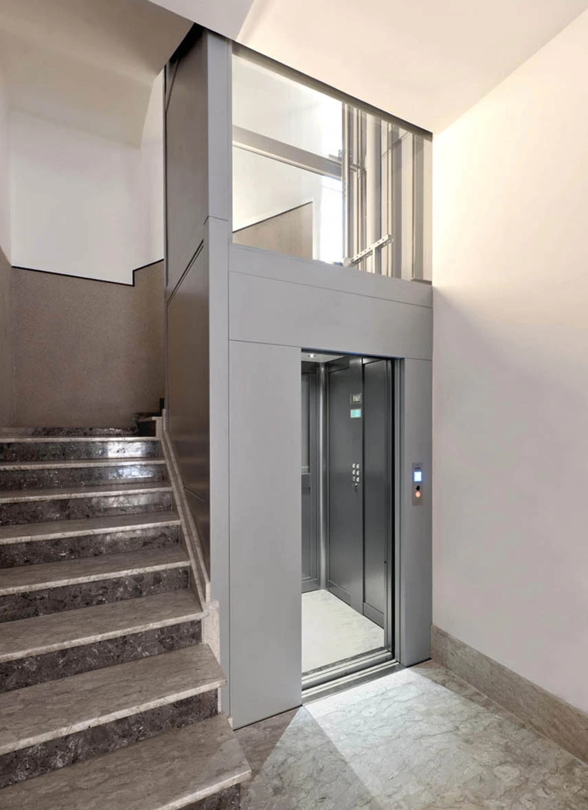 Cabina ascensore semi-panoramica